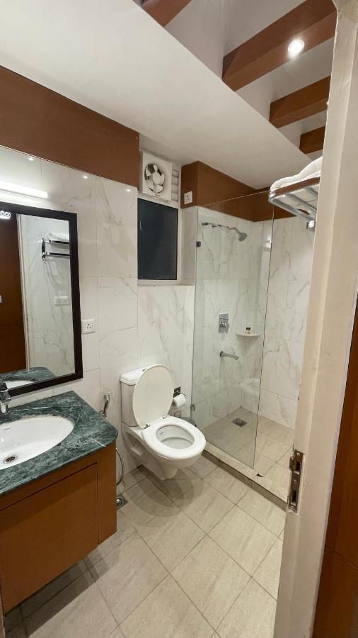 Neel Skye - Couple Friendly - Dlf My Pad, Gomtinagar , Lucknow 아파트 호텔 외부 사진